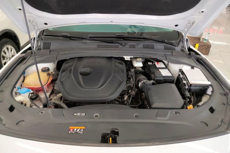 Used Geely Auto Preface 2021 2.0TD Luxury Version Engine Bay