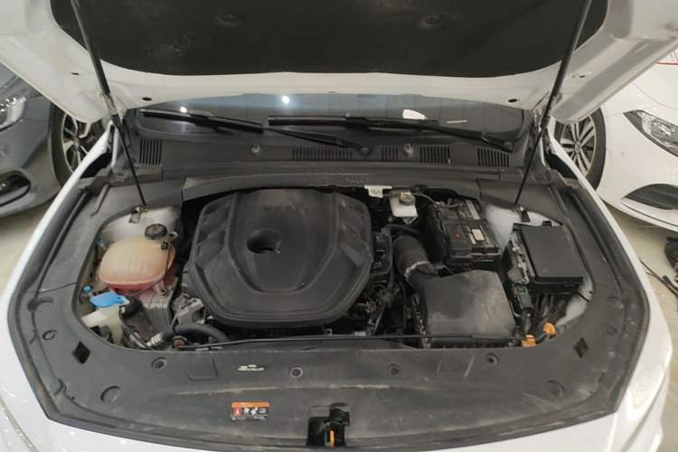 Used Geely Auto Preface 2021 Revised Version 2.0TD Luxury Edition Engine Bay