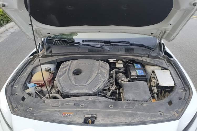 Used Geely Auto Preface 2021 2.0TD Luxury Version Engine Bay