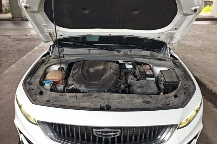 Used Geely Auto Preface 2021 2.0TD Flagship Edition Engine Bay