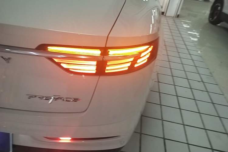 Used Geely Auto Preface 2021 2.0TD Flagship Edition Exterior 3
