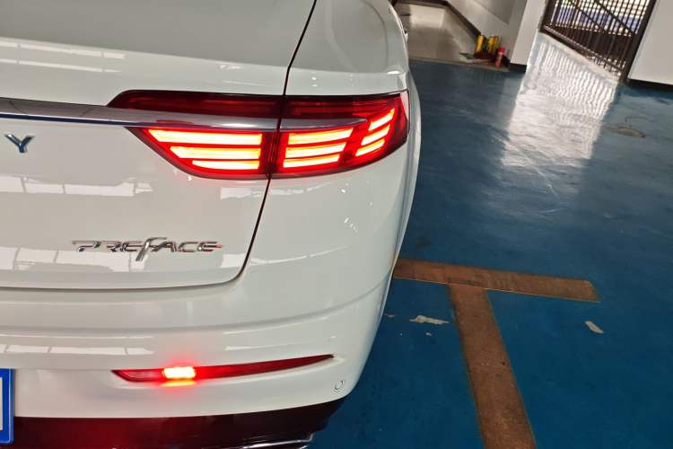 Used Geely Auto Preface 2021 Revised Version 2.0TD Luxury Edition Exterior 3