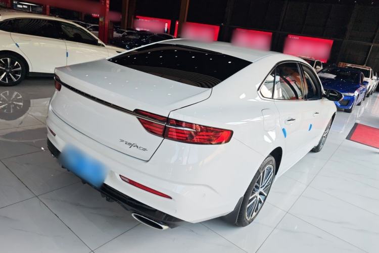 Used Geely Auto Preface 2021 Revised Version 2.0TD Luxury Edition Exterior 3