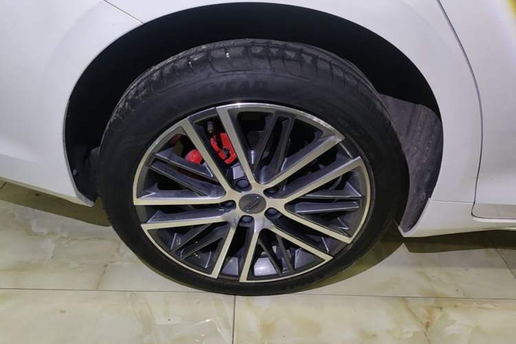 Used Geely Auto Preface 2021 Revised Version 2.0TD Luxury Edition Exterior 5