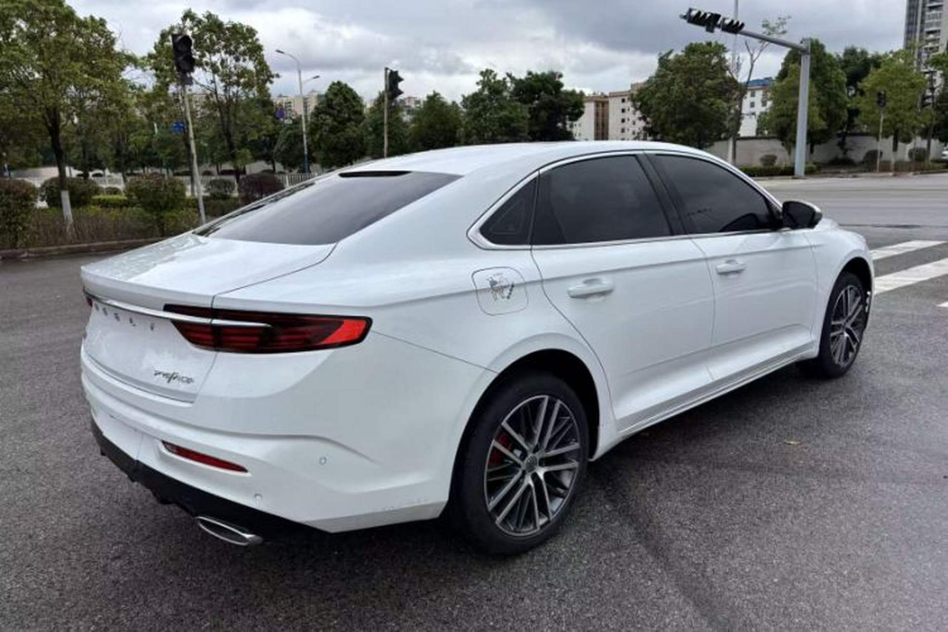 Used Geely Auto Preface 2021 Revised Version 2.0TD Luxury Edition Exterior 7