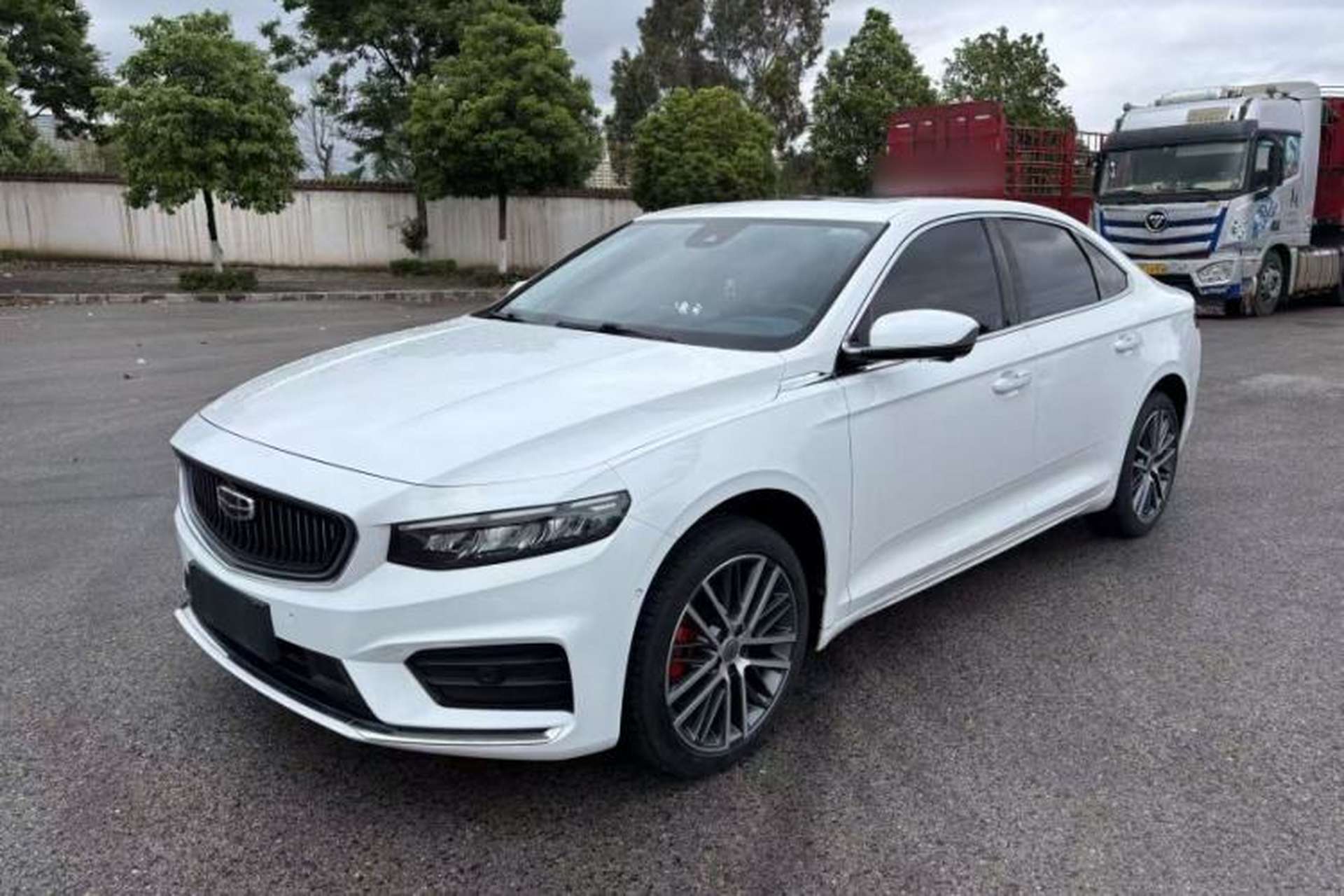 Used Geely Auto Preface 2021 Revised Version 2.0TD Luxury Edition Front Left 45 Deg