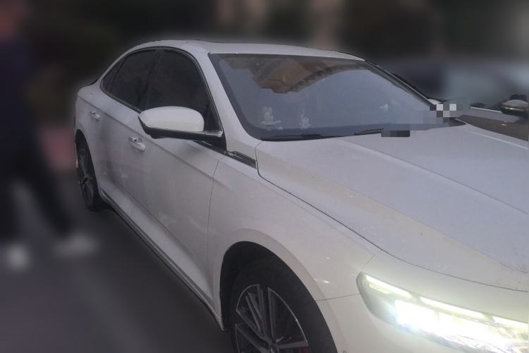 Used Geely Auto Preface 2021 2.0TD Luxury Version Front Right 45 Deg