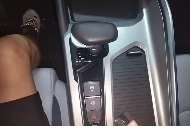 Used Geely Auto Preface 2021 2.0TD Flagship Edition Gear Lever