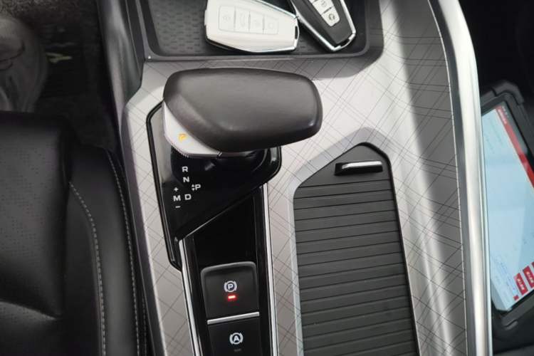 Used Geely Auto Preface 2021 2.0TD Luxury Version Gear Lever