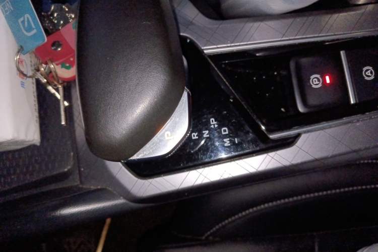 Used Geely Auto Preface 2021 2.0TD Luxury Version Gear Lever