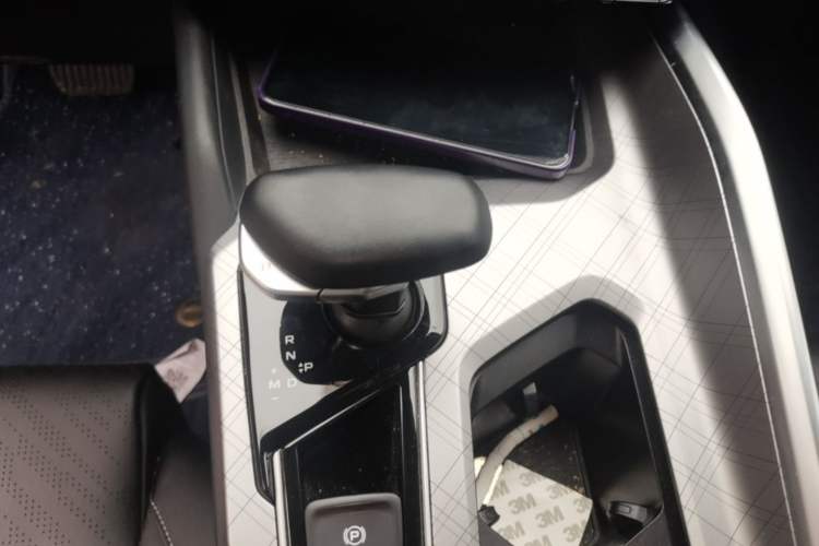 Used Geely Auto Preface 2021 2.0TD Luxury Version Gear Lever