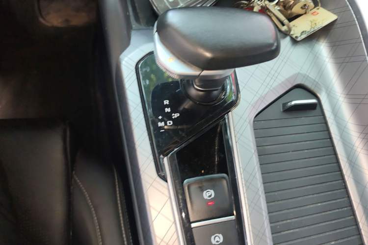 Used Geely Auto Preface 2021 2.0TD Luxury Version Gear Lever