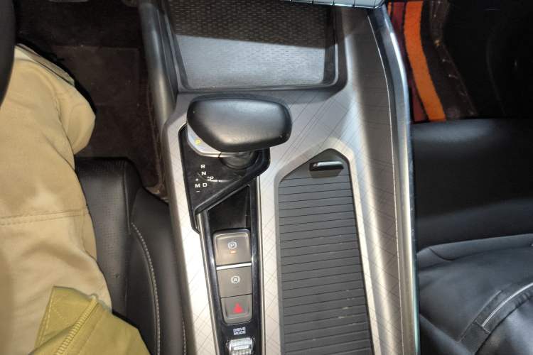 Used Geely Auto Preface 2021 2.0TD Luxury Version Gear Lever