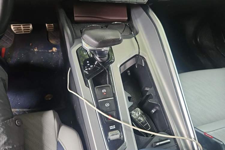 Used Geely Auto Preface 2021 2.0TD Luxury Version Gear Lever
