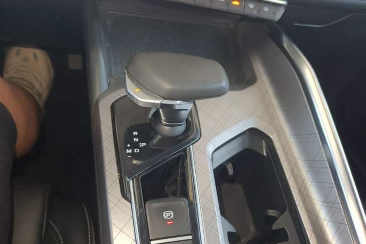 Used Geely Auto Preface 2021 2.0TD Luxury Version Gear Lever