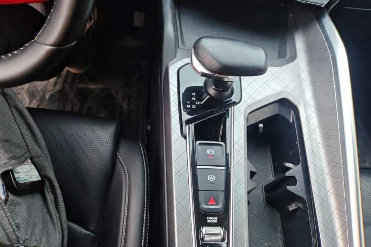 Used Geely Auto Preface 2021 2.0TD Luxury Version Gear Lever