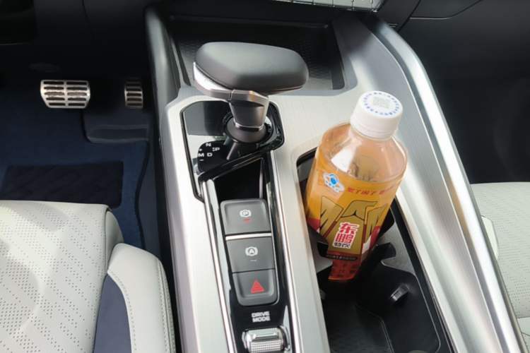 Used Geely Auto Preface 2021 Revised Version 2.0TD Luxury Edition Gear Lever