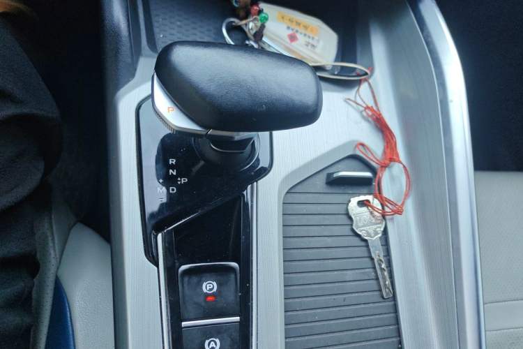 Used Geely Auto Preface 2021 Revised Version 2.0TD Luxury Edition Gear Lever