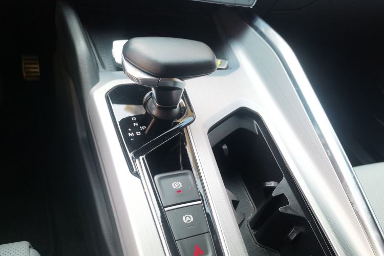 Used Geely Auto Preface 2021 2.0TD Flagship Edition Gear Lever