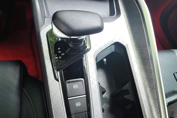 Used Geely Auto Preface 2021 2.0TD Luxury Version Gear Lever