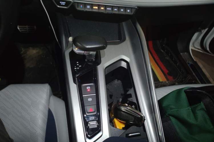Used Geely Auto Preface 2021 2.0TD Luxury Version Gear Lever
