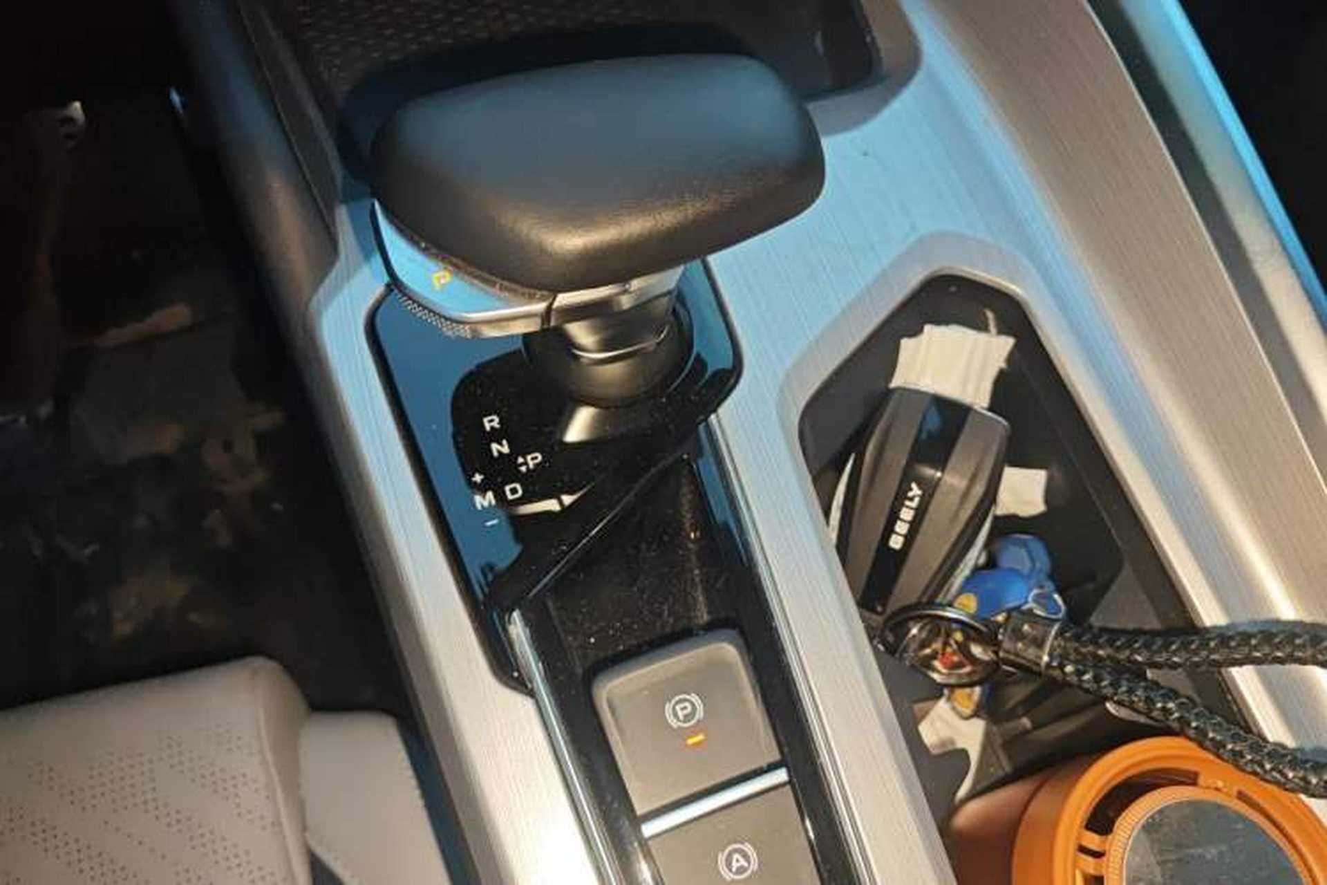 Used Geely Auto Preface 2021 Revised Version 2.0TD Luxury Edition Gear Lever