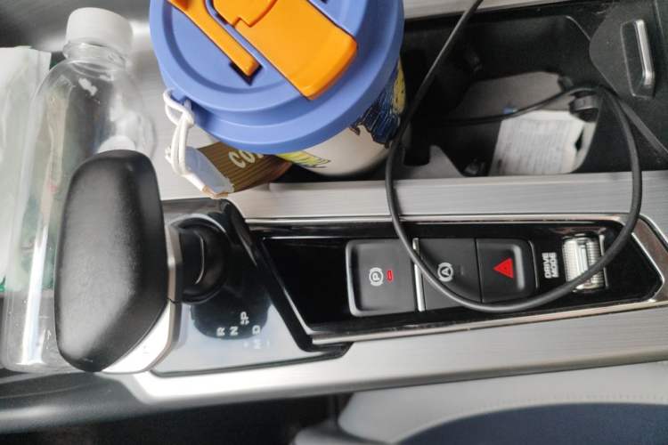 Used Geely Auto Preface 2021 Revised Version 2.0TD Luxury Edition Gear Lever