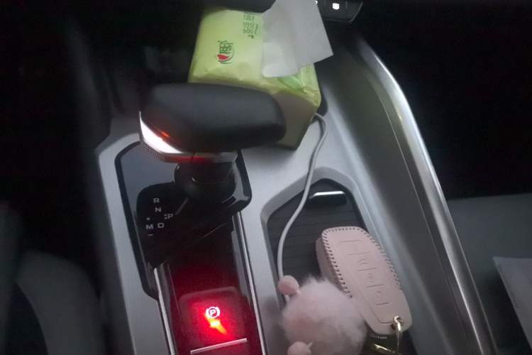 Used Geely Auto Preface 2021 2.0TD Luxury Version Gear Lever