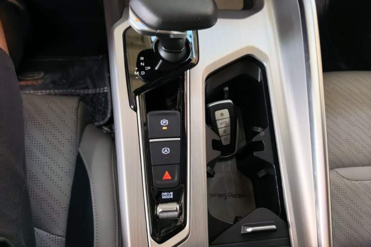 Used Geely Auto Preface 2021 2.0TD Luxury Version Gear Lever
