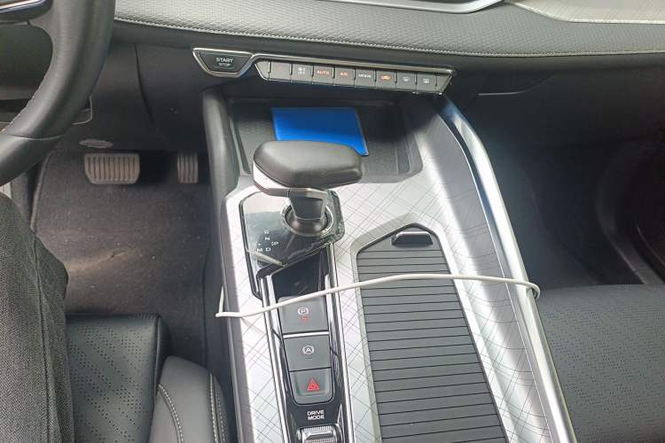 Used Geely Auto Preface 2021 2.0TD Luxury Version Gear Lever