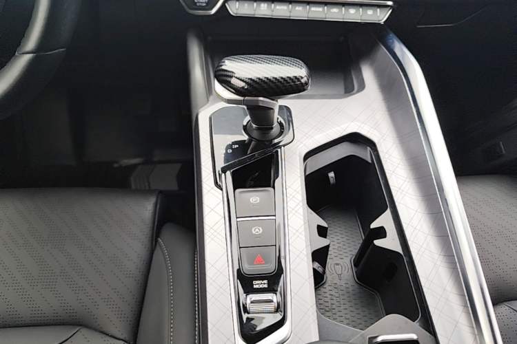 Used Geely Auto Preface 2021 2.0TD Luxury Version Gear Lever