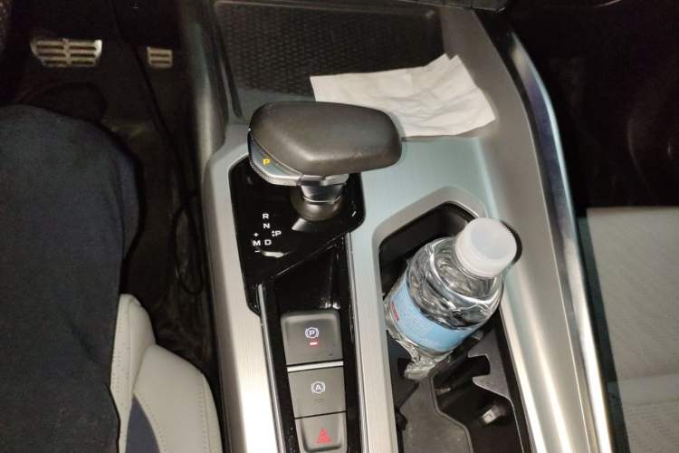 Used Geely Auto Preface 2021 2.0TD Luxury Version Gear Lever