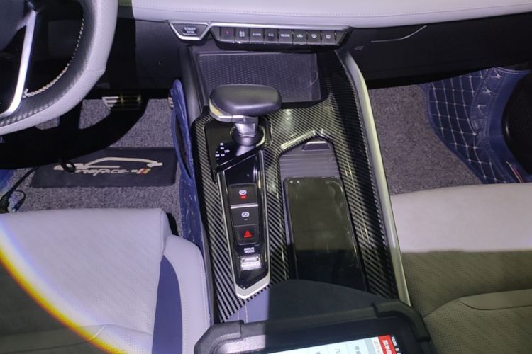 Used Geely Auto Preface 2021 Revised Version 2.0TD Luxury Edition Gear Lever