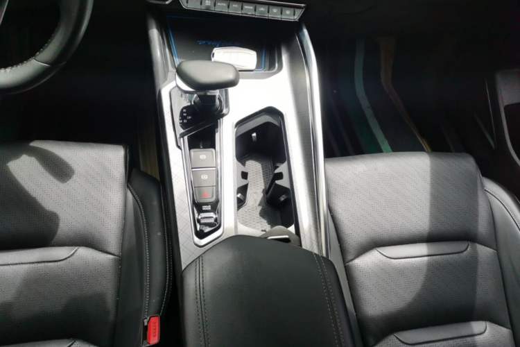 Used Geely Auto Preface 2021 2.0TD Luxury Version Gear Lever