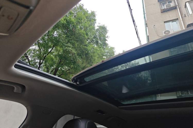 Used Geely Auto Preface 2021 2.0TD Luxury Version Headliner