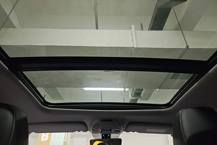 Used Geely Auto Preface 2021 2.0TD Luxury Version Headliner