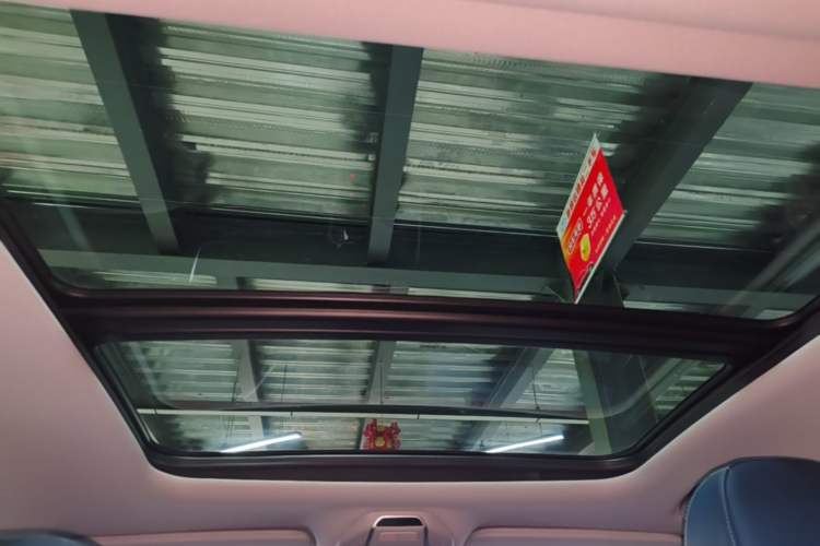 Used Geely Auto Preface 2021 Revised Version 2.0TD Luxury Edition Headliner