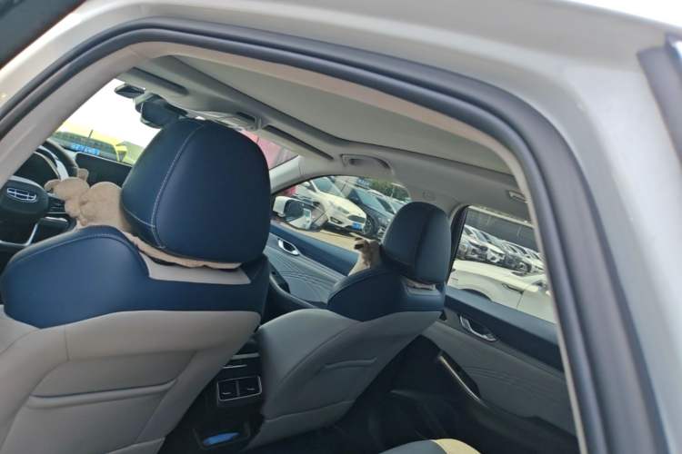 Used Geely Auto Preface 2021 Revised Version 2.0TD Luxury Edition Headliner