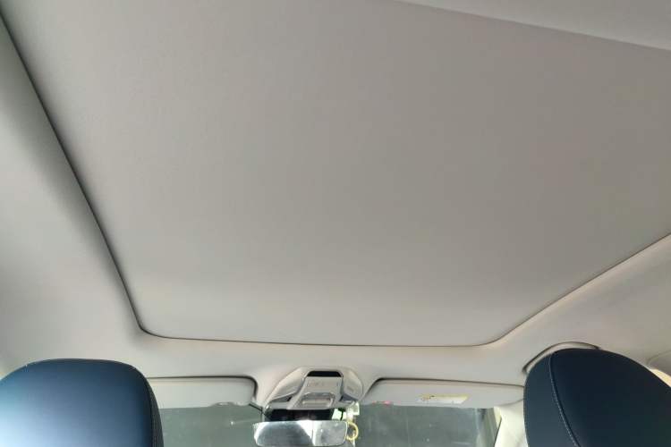 Used Geely Auto Preface 2021 Revised Version 2.0TD Luxury Edition Headliner