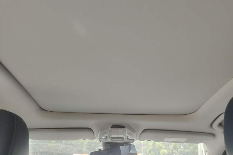 Used Geely Auto Preface 2021 Revised Version 2.0TD Luxury Edition Headliner