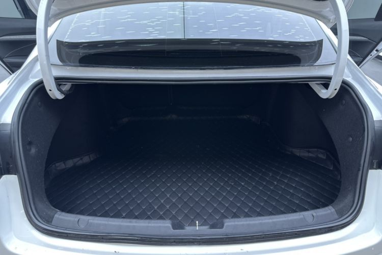 Used Geely Auto Preface 2021 2.0TD Elite Edition Interior 1