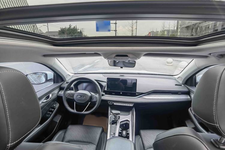 Used Geely Auto Preface 2021 2.0TD Luxury Version Interior 1