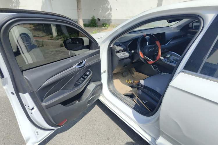 Used Geely Auto Preface 2021 2.0TD Elite Edition Interior 3