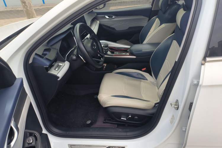 Used Geely Auto Preface 2021 2.0TD Designer's Recommended Edition Interior 3