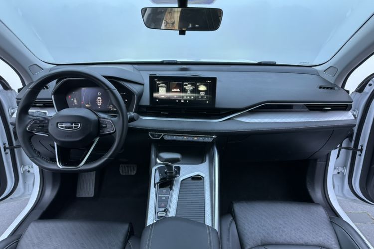 Used Geely Auto Preface 2021 2.0TD Elite Edition Interior 3