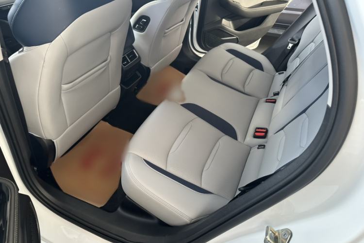 Used Geely Auto Preface 2021 2.0TD Flagship Edition Interior 3