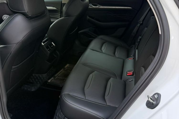 Used Geely Auto Preface 2021 2.0TD Luxury Version Interior 3