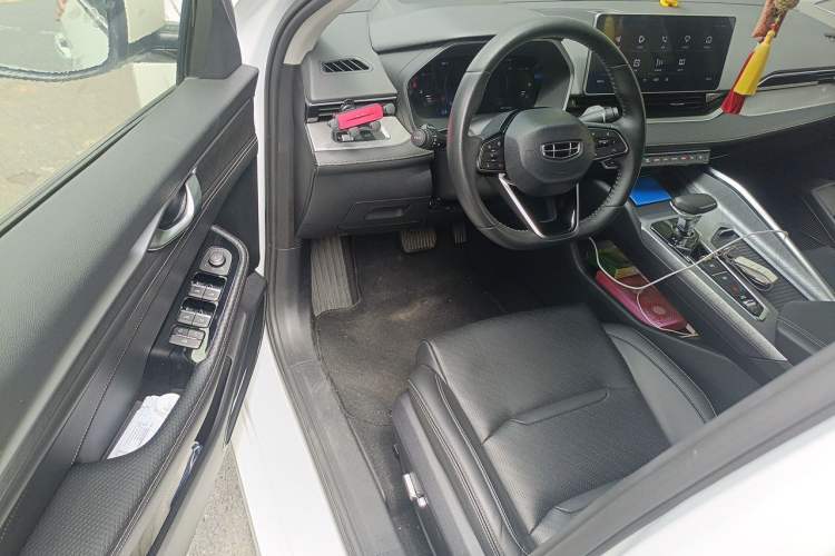 Used Geely Auto Preface 2021 2.0TD Luxury Version Interior 3