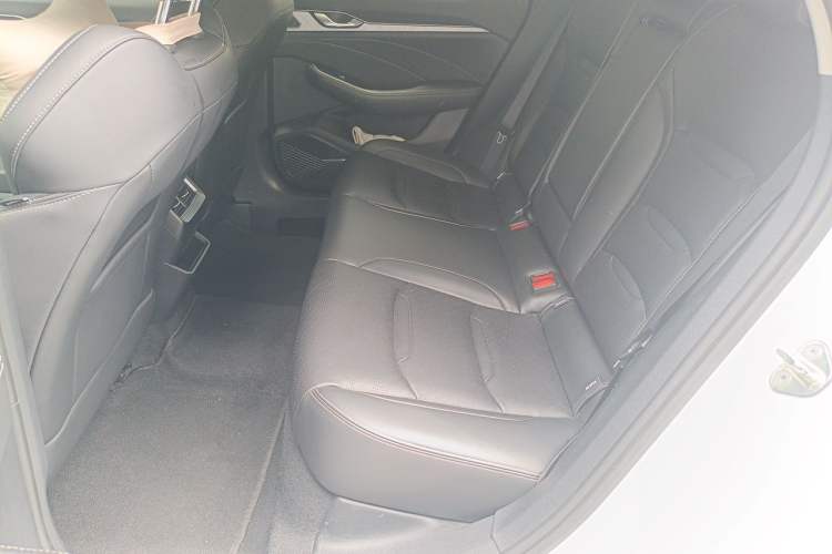 Used Geely Auto Preface 2021 2.0TD Luxury Version Interior 4