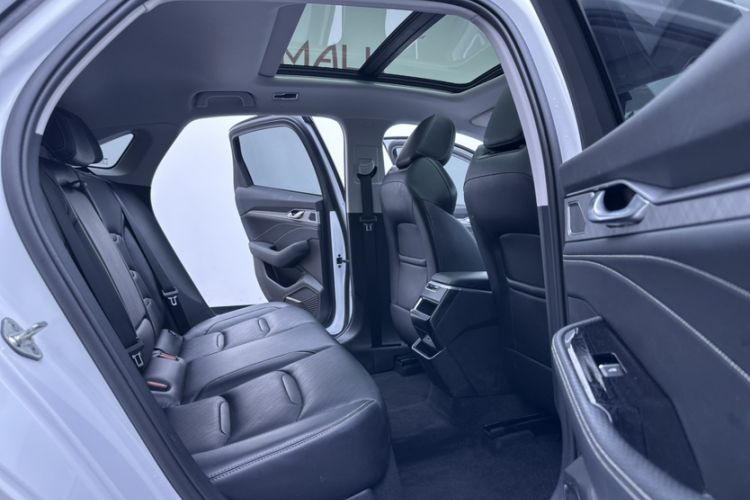 Used Geely Auto Preface 2021 2.0TD Elite Edition Interior 9